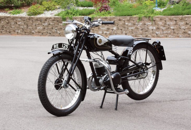 The Flying Flea: 1948 Royal Enfield RE125